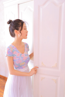 年轻的小峓子4中字BD